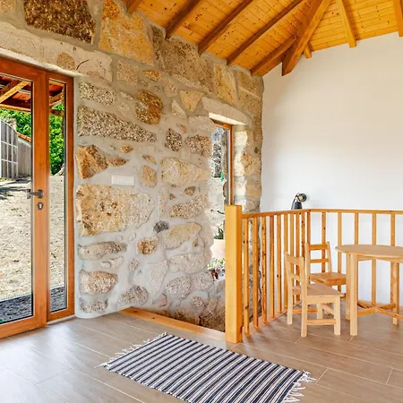 Casa Do Sol Com Piscina And Sauna 6 Pessoas Holiday home Celorico De Basto