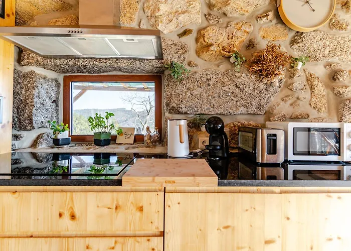 Casa Do Sol , * Castelbuono